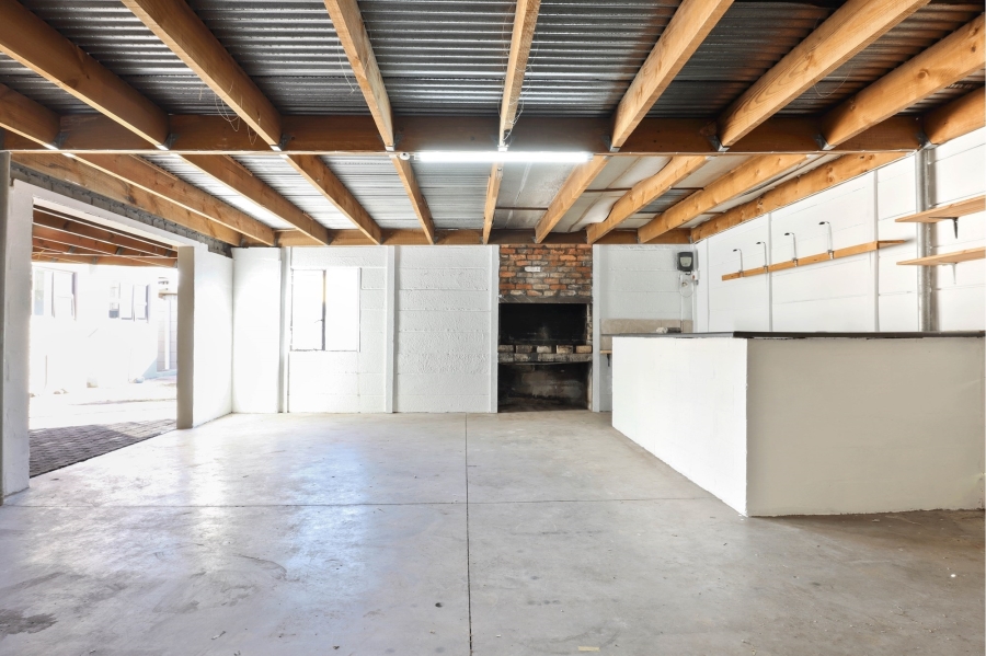 3 Bedroom Property for Sale in Glenlilly Western Cape